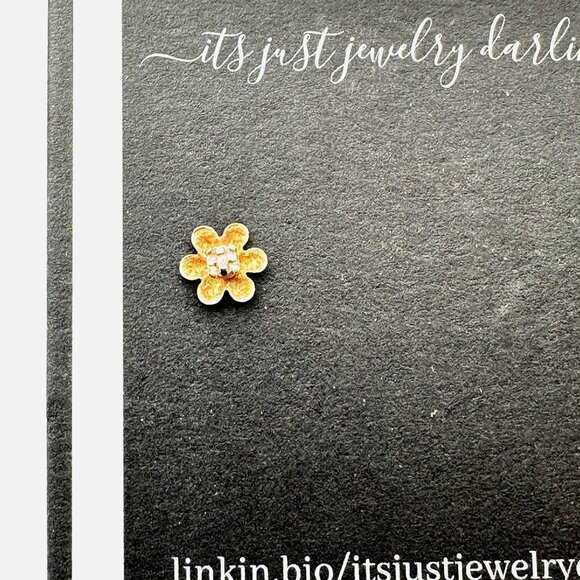 Womens Earrings 14K Yellow Gold Diamond Flower Studs Pierced Gift Idea for Her - Picture 4 of 5